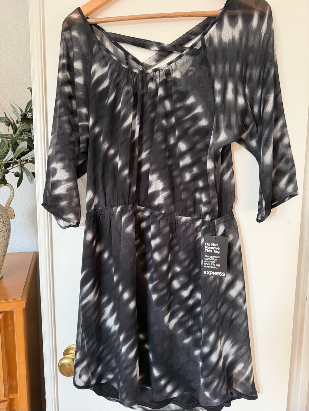 NWT Express Black & White Tie-Dye Crisscross Neck Dress Size L